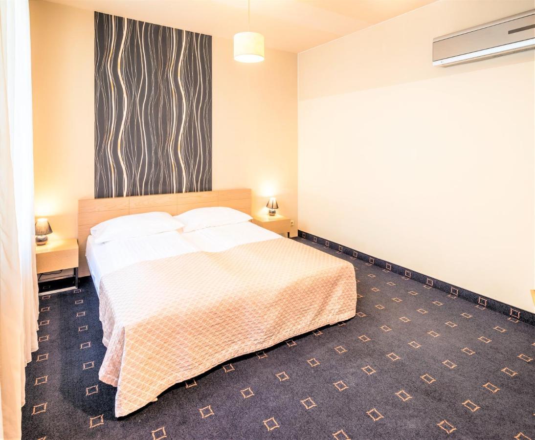 Rija Riga City Hotel Buitenkant foto