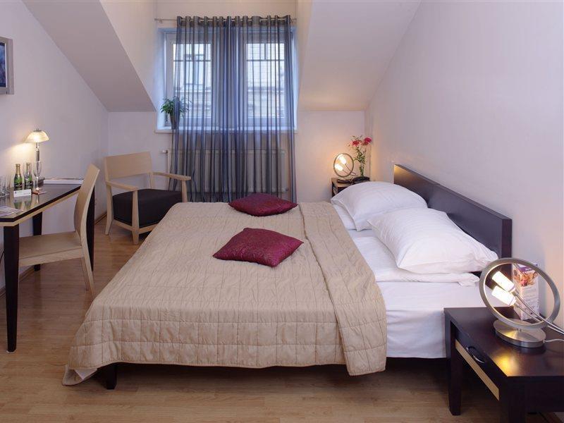 Rija Riga City Hotel Buitenkant foto
